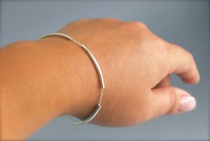modern delicate silver bar bracelet