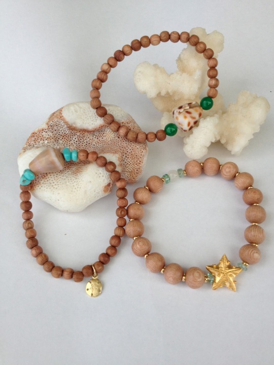 wood bead bracelet with shell made on maui