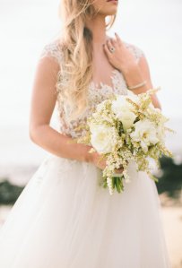 White Wedding Bouquet Trend 2015 - Wedding White Flowers Ideas Trends